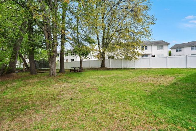 94 Cora Ave, Chicopee, MA 01013