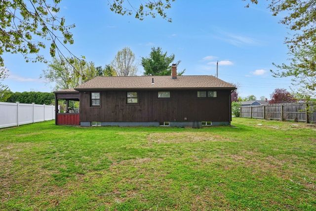 94 Cora Ave, Chicopee, MA 01013