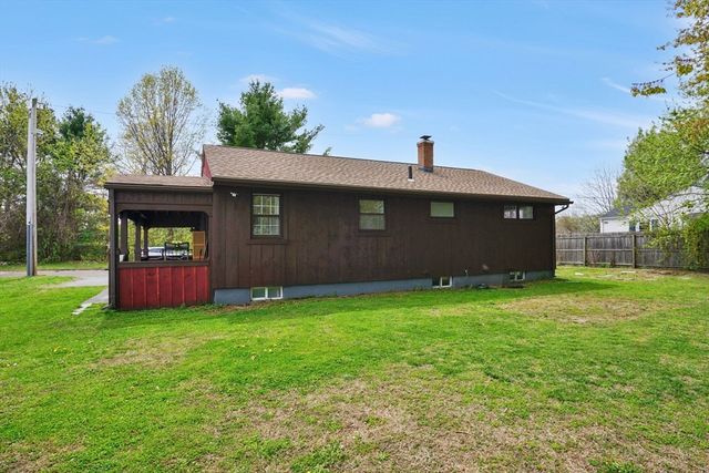 94 Cora Ave, Chicopee, MA 01013