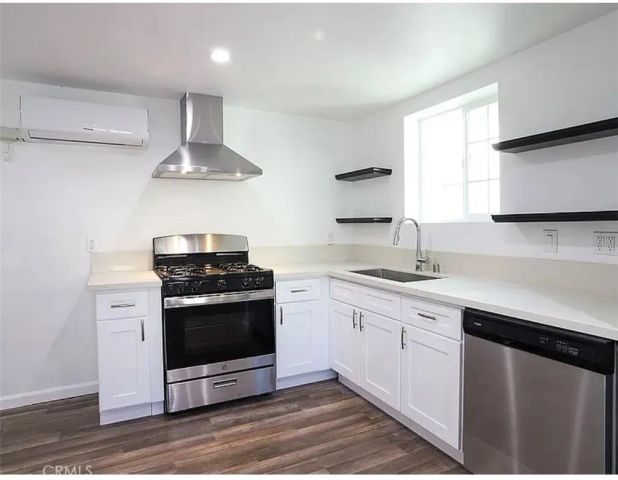 486 E Adair, Long Beach, CA 90805
