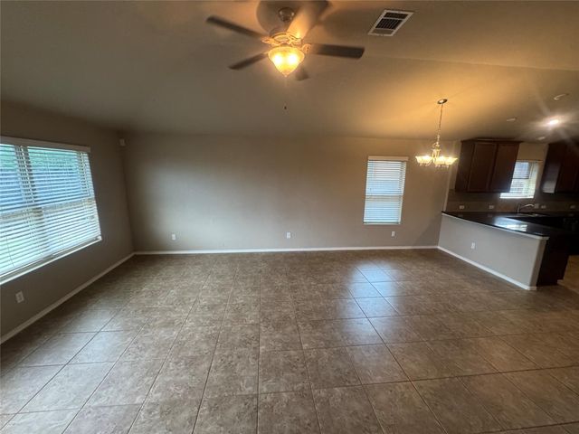 19308 Stokes LN, Pflugerville, TX 78660