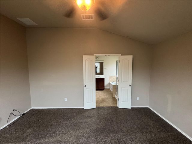 19308 Stokes LN, Pflugerville, TX 78660