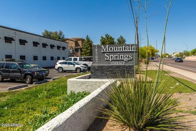 18202 N CAVE CREEK Road 212, Phoenix, AZ 85032