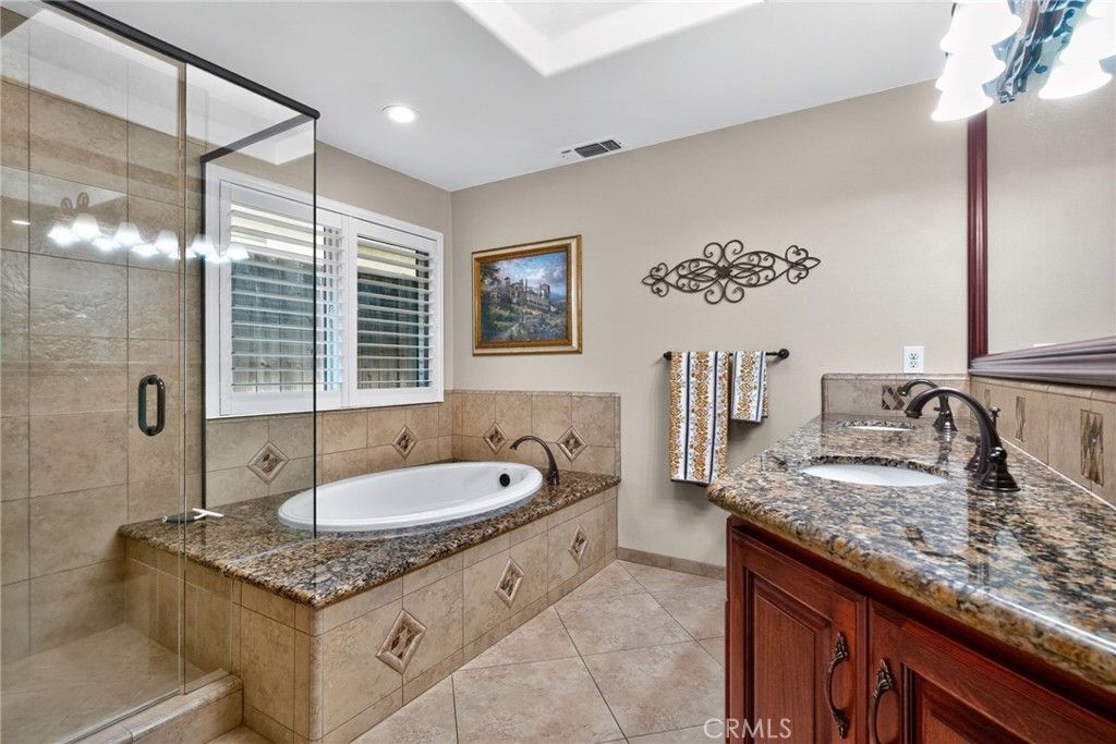 Image 15 of property listing at 10130 N Heather Drive, Fresno, CA 93720