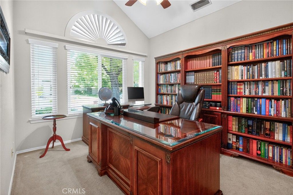 Image 6 of property listing at 10130 N Heather Drive, Fresno, CA 93720