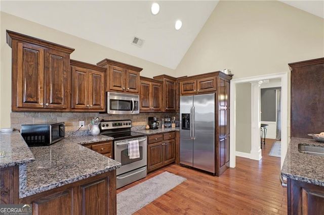 127 Telluride Trail NE, Calhoun, GA 30701