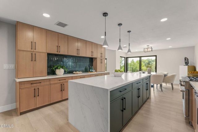 645 Oak Crest Drive, Sierra Madre, CA 91024