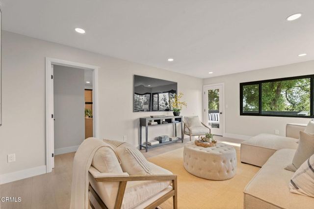 645 Oak Crest Drive, Sierra Madre, CA 91024