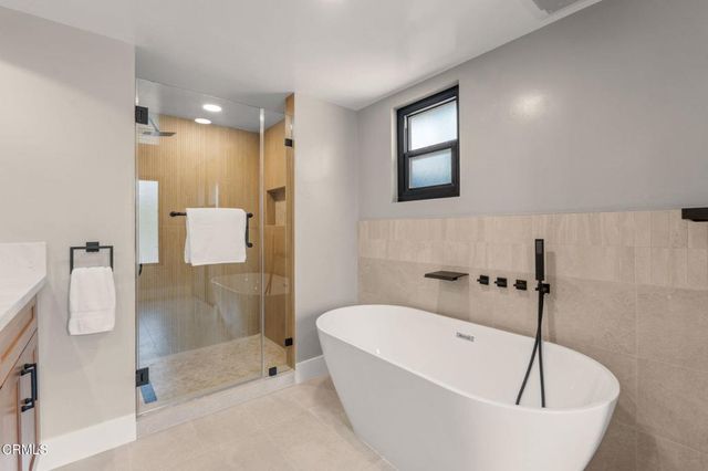 645 Oak Crest Drive, Sierra Madre, CA 91024