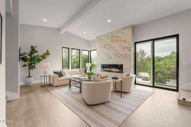 645 Oak Crest Drive, Sierra Madre, CA 91024