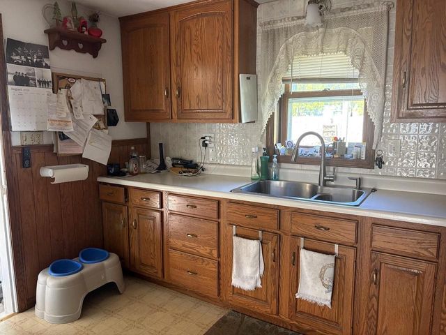 1798 PLANK ROAD, Menasha, WI 54952