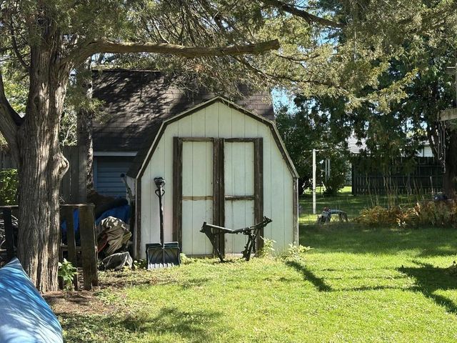 1798 PLANK ROAD, Menasha, WI 54952
