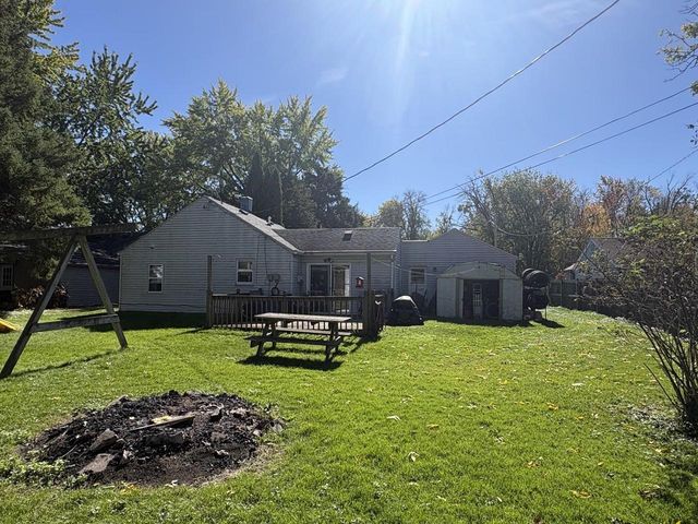 1798 PLANK ROAD, Menasha, WI 54952