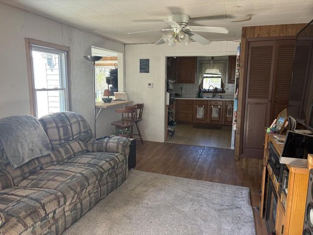 1798 PLANK ROAD, Menasha, WI 54952