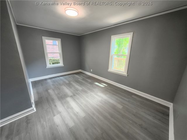 2925 Noyes Avenue, Charleston, WV 25304