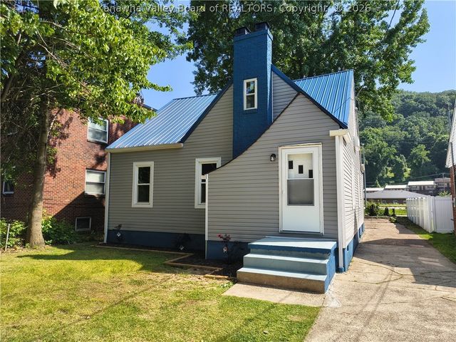 2925 Noyes Avenue, Charleston, WV 25304
