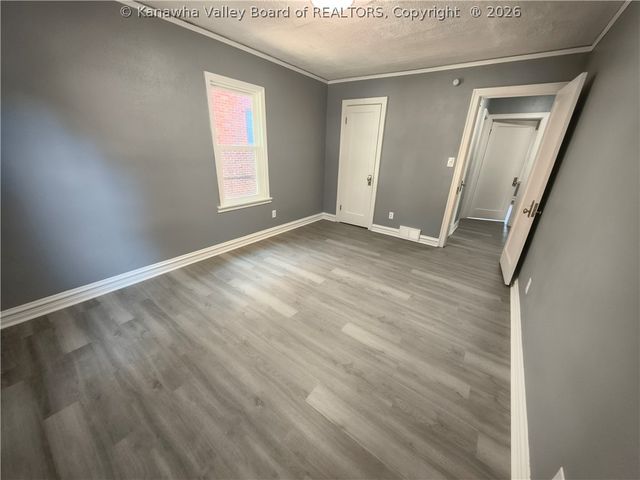 2925 Noyes Avenue, Charleston, WV 25304