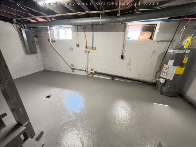 2925 Noyes Avenue, Charleston, WV 25304