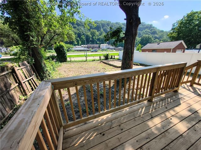 2925 Noyes Avenue, Charleston, WV 25304