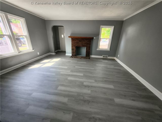 2925 Noyes Avenue, Charleston, WV 25304