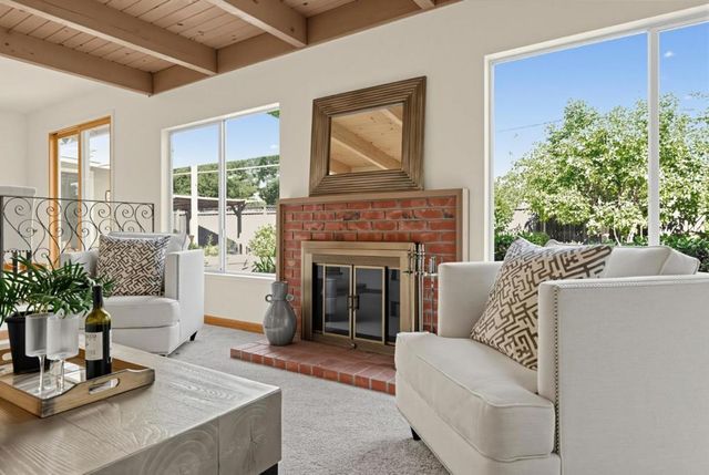 1091 Rockefeller Drive, Sunnyvale, CA 94087