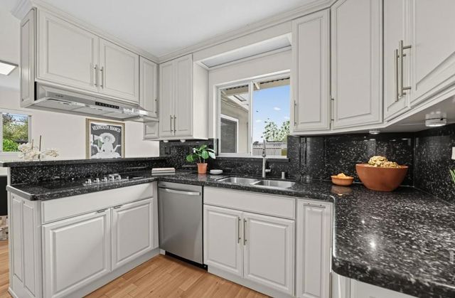 1091 Rockefeller Drive, Sunnyvale, CA 94087