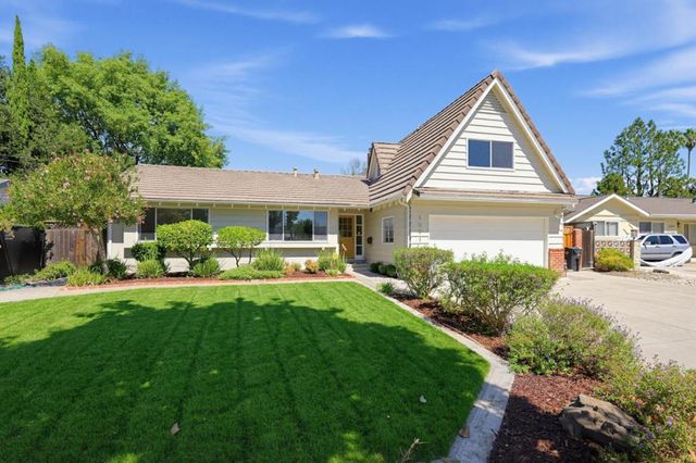 1091 Rockefeller Drive, Sunnyvale, CA 94087