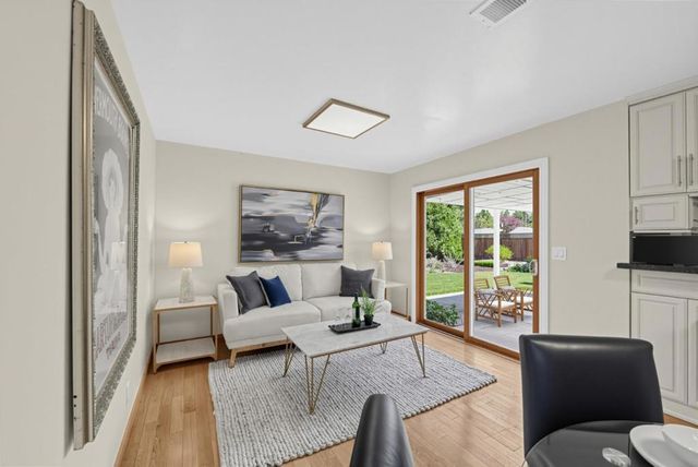 1091 Rockefeller Drive, Sunnyvale, CA 94087