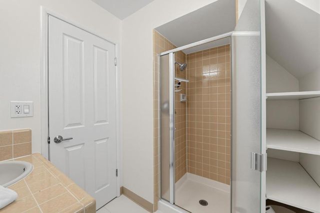 1091 Rockefeller Drive, Sunnyvale, CA 94087