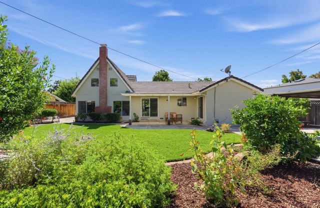 1091 Rockefeller Drive, Sunnyvale, CA 94087