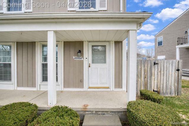 23532 Stonehenge Boulevard, Novi, MI 48375