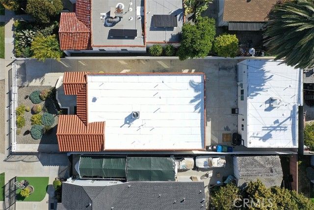 2131 S Cloverdale, Los Angeles, CA 90016