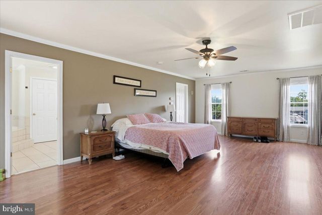 16818 STERLING RD, Williamsport, MD 21795