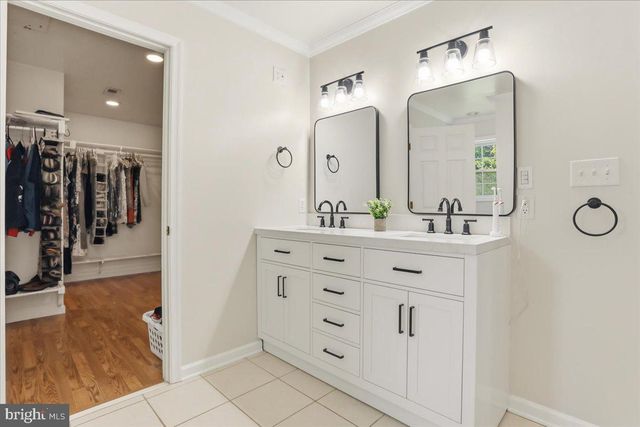 16818 STERLING RD, Williamsport, MD 21795