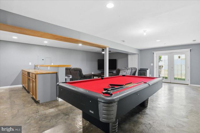 16818 STERLING RD, Williamsport, MD 21795