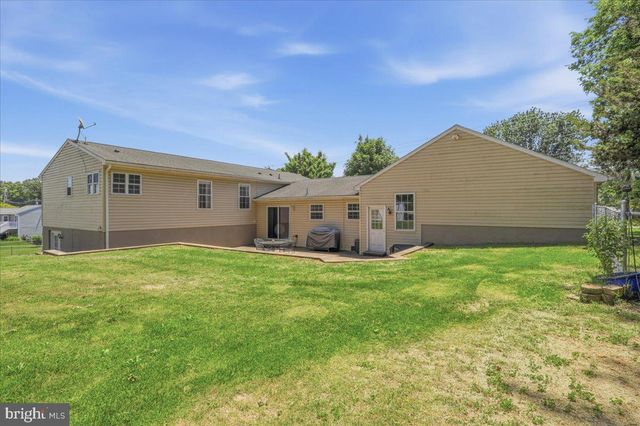 16818 STERLING RD, Williamsport, MD 21795