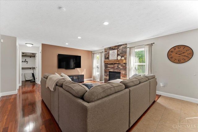 6076 Driftwood Court, Hamilton Twp, OH 45039