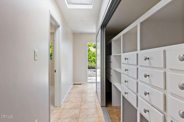 2075 Linda Flora Drive, Los Angeles, CA 90077