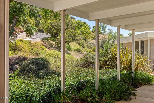 2075 Linda Flora Drive, Los Angeles, CA 90077