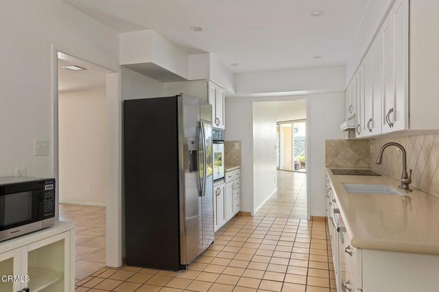 2075 Linda Flora Drive, Los Angeles, CA 90077