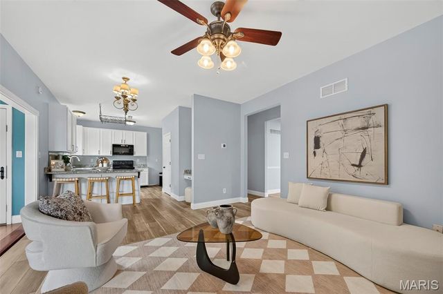 72 Brimstone Corner, O'fallon, MO 63366