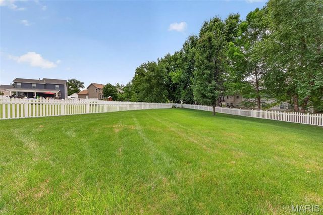 72 Brimstone Corner, O'fallon, MO 63366