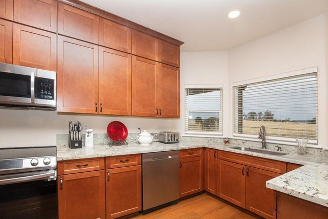 21271 Latrobe Rd, Plymouth, CA 95669