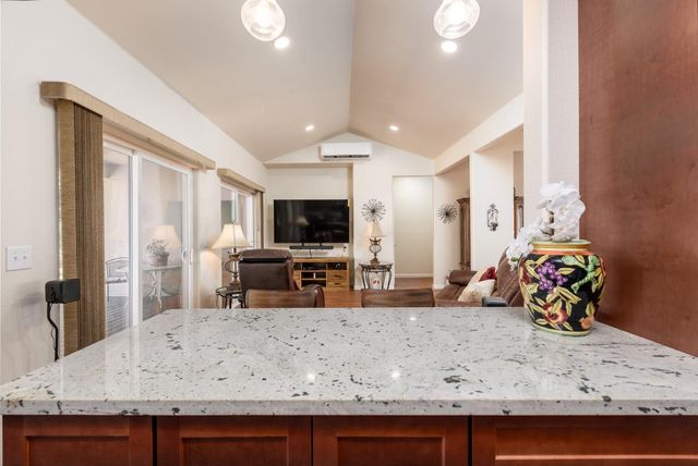 21271 Latrobe Rd, Plymouth, CA 95669