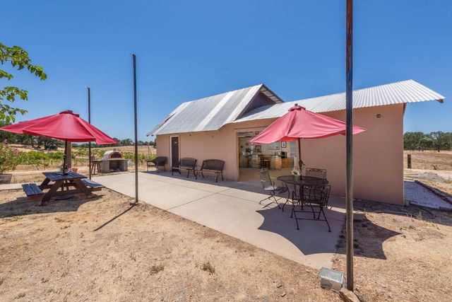 21271 Latrobe Rd, Plymouth, CA 95669