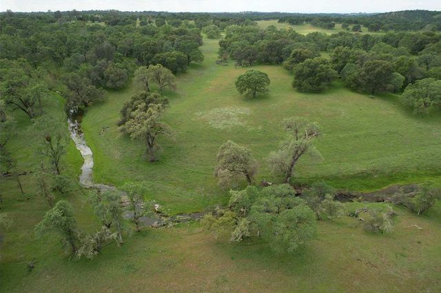 21271 Latrobe Rd, Plymouth, CA 95669