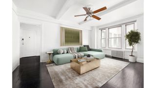 325 W 45TH Street # 312, New York City, NY 10036