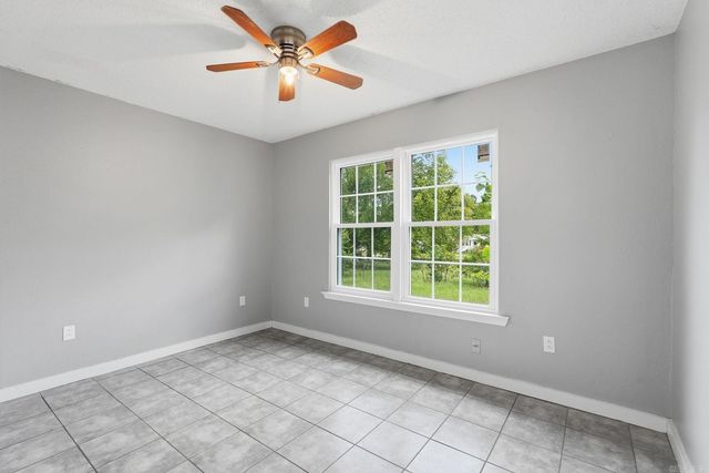 1424 Lockhart Street, Benton, AR 72015
