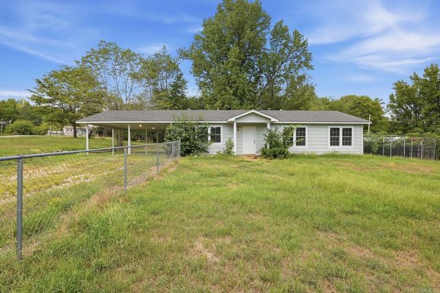 1424 Lockhart Street, Benton, AR 72015