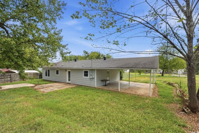 1424 Lockhart Street, Benton, AR 72015